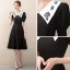 Elegant Black Satin Homecoming Graduation Dresses 2020 A-Line / Princess V-Neck Short Sleeve Knee-Length Formal Dresses