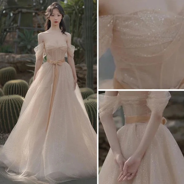 Chic / Belle Ivoire Robe De Soirée 2018 Princesse Dessin animé Bretelles Spaghetti Dos Nu Sans Manches Longue Robe De Ceremonie