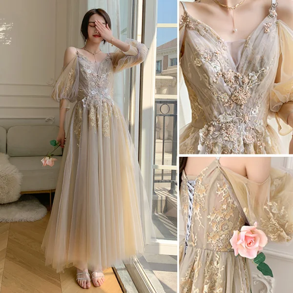 Chic / Beautiful Champagne Bridesmaid Dresses 2021 A-Line / Princess V-Neck Beading Pearl Sequins Lace Flower Short Sleeve Backless Floor-Length / Long Bridesmaid Wedding Party Dresses