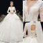 Élégant Ivoire Robe De Mariée 2020 Robe Boule Col v profond Perlage Paillettes Perle Faux Diamant En Dentelle Fleur 3/4 Manches Dos Nu Cathedral Train