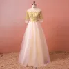 Classic Elegant Gold Plus Size Wedding Dresses 2018 A-Line / Princess Lace Tulle U-Neck Appliques Backless Wedding