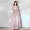 Elegant Blushing Pink Evening Dresses  2019 A-Line / Princess Off-The-Shoulder Short Sleeve Appliques Flower Beading Floor-Length / Long Ruffle Backless Formal Dresses