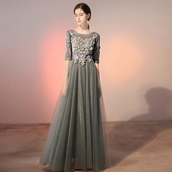 Elegant Grey Evening Dresses  2020 A-Line / Princess Scoop Neck Pearl Rhinestone Lace Flower Appliques 1/2 Sleeves Backless Floor-Length / Long Formal Dresses