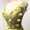 Elegant Lime Green Evening Dresses  2017 A-Line / Princess Floor-Length / Long Cascading Ruffles V-Neck Shoulders Sleeveless Backless Beading Crystal Sequins Appliques Flower Bow Sash Formal Dresses