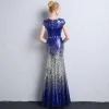 Glitzernden Königliches Blau Silber Pailletten Abendkleider 2018 Mermaid Rundhalsausschnitt Ärmel Metall Stoffgürtel Lange Festliche Kleider