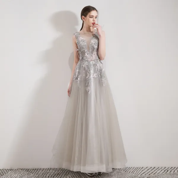 Illusion Grey Organza Evening Dresses  2019 A-Line / Princess See-through Deep V-Neck Sleeveless Appliques Lace Rhinestone Feather Floor-Length / Long Ruffle Backless Formal Dresses