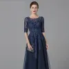Klasyczna Eleganckie Sukienki Na Wesele Dla Mamy 2020 Długie Princessa U-Szyja 1/2 Rękawy Granatowe Bez Pleców Haftowane Ślub Wieczorowe Sukienki Na Wesele