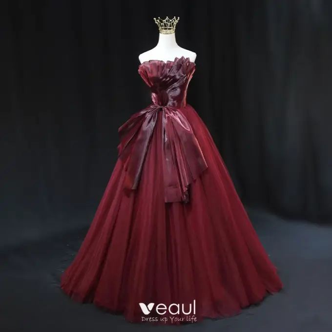 Veaul's Trend Report for the Latest Prom and Evening Gowns of 2023