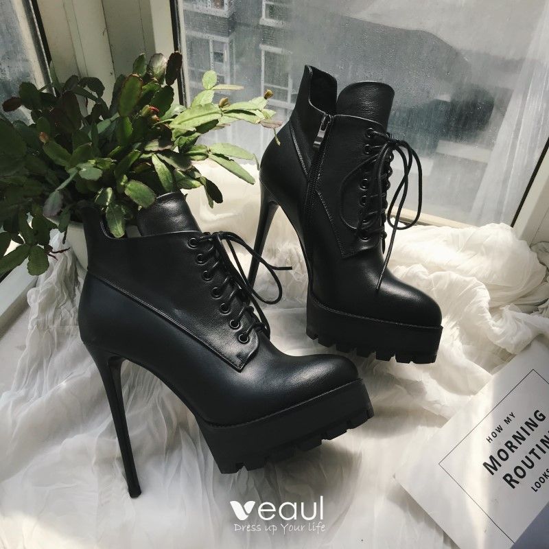 Louis Vuitton Black Leather Buckle Detail Heeled Boots – Studded