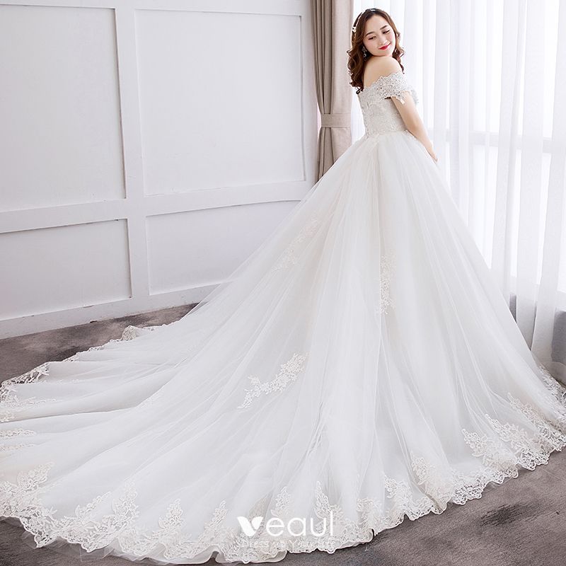 Modest Simple White Ball Gown Plus Size Wedding Dresses 2019