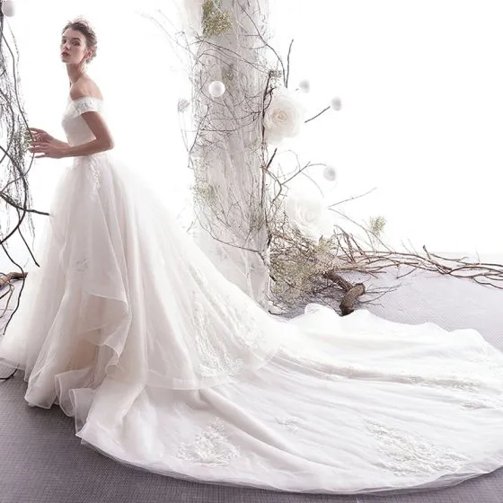 modern bride dresses 2019