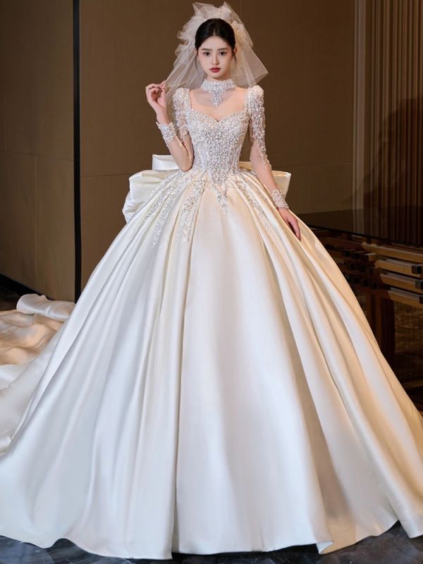 Vintage / Retro Ivory Beading Sequins Satin Wedding Dresses 2024 Ball ...