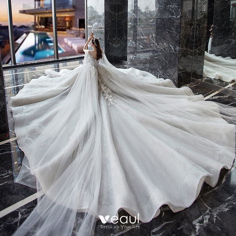 Stunning Ivory Wedding Dresses 2019 Ball Gown V-Neck Sleeveless ...