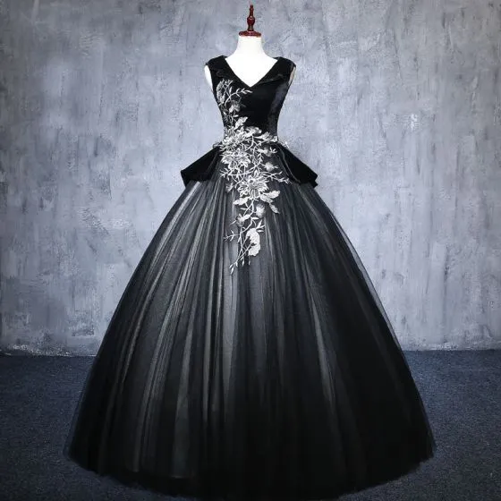 black gown prom