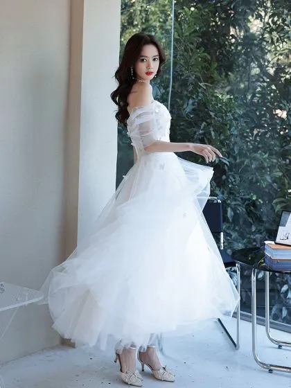 Modest / Simple White Lace Flower Beach Wedding Dresses 2021 A-Line ...