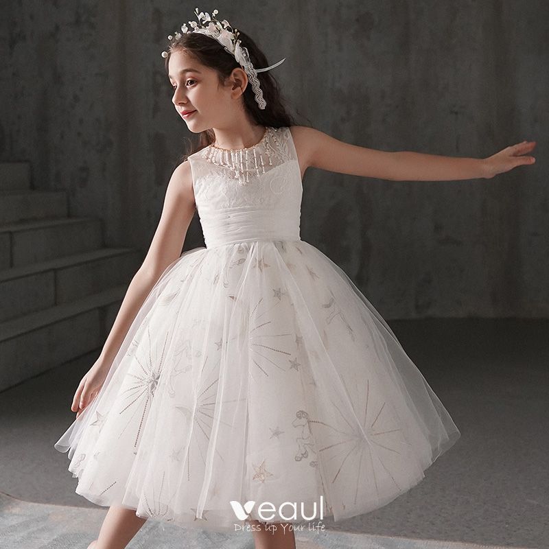 https://img.veaul.com/product/63df3cdb0f19c51ff71eb59830836199/chic-beautiful-ivory-flower-girl-dresses-2019-ball-gown-scoop-neck-sleeveless-bow-appliques-lace-beading-short-ruffle-wedding-party-dresses-800x800.jpg