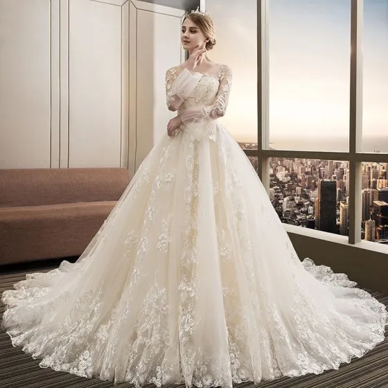 Stunning Champagne Wedding Dresses 2018 Ball Gown Lace Appliques Pearl ...