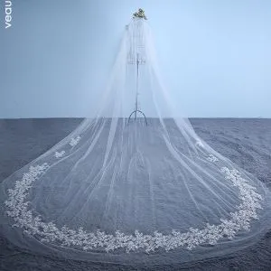 classic wedding veils