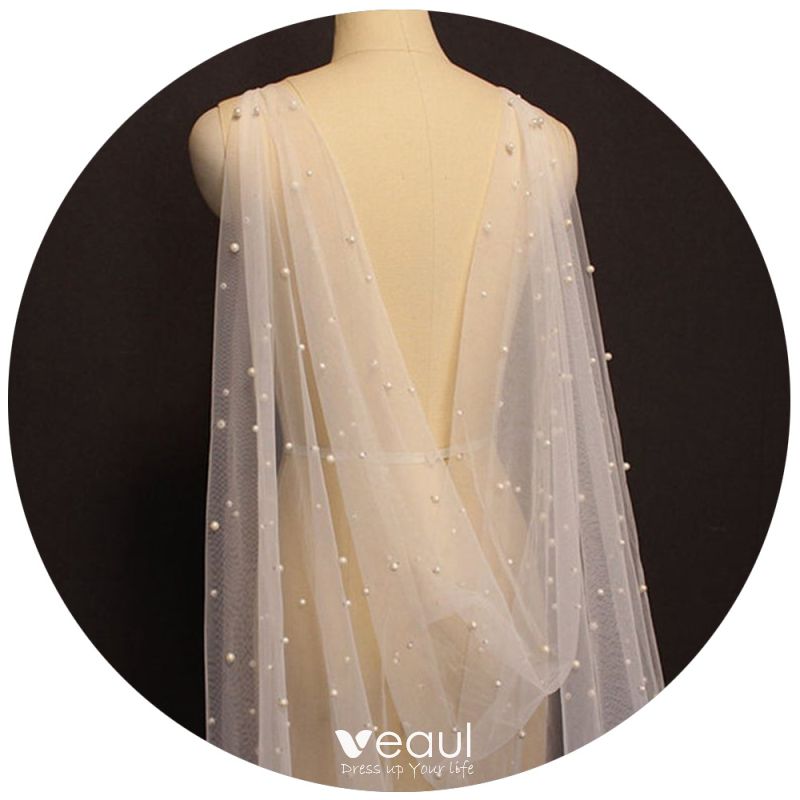 Chic / Beautiful Ivory Handmade Rhinestone Wedding Veils 2023