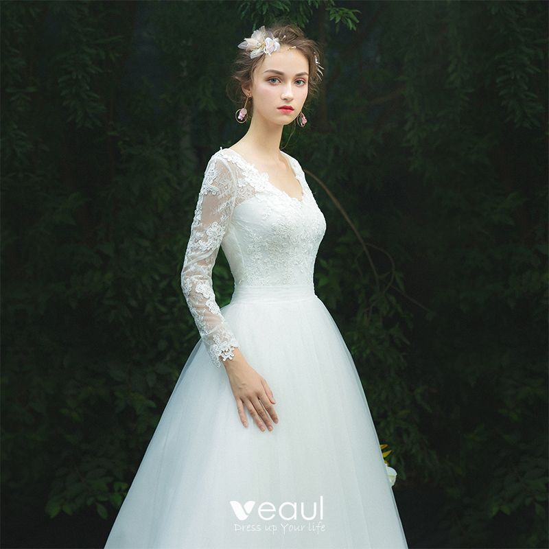 Simple Ivory Wedding Dress Images