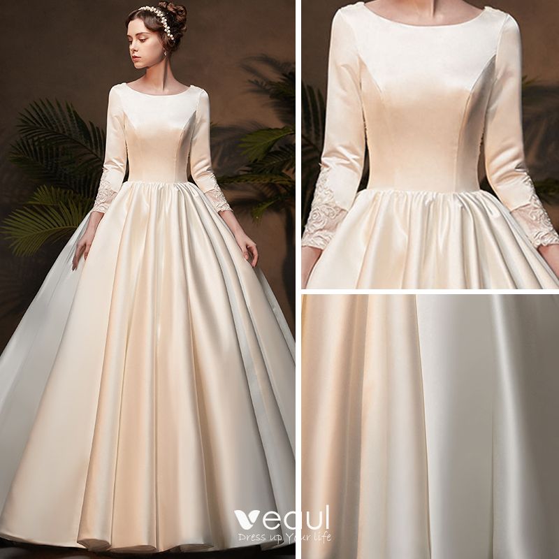 Vintage / Retro Ivory Satin Winter Wedding Dresses 2019