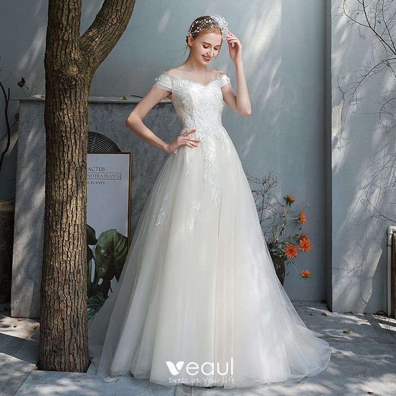Affordable Champagne Outdoor Garden Wedding Dresses 2019 A Line