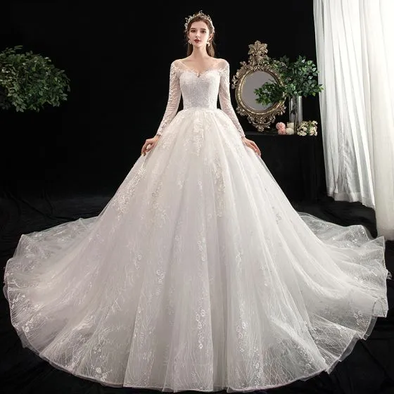 Charming Ivory Wedding Dresses 2020 A-Line / Princess V-Neck Beading ...