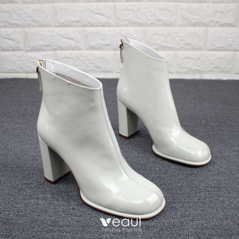 round toe white boots