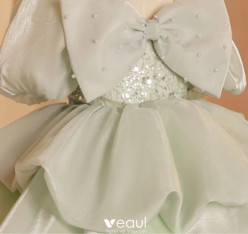 Chic Beautiful White Beading Star Sequins Cascading Ruffles Flower Girl  Dresses 2023