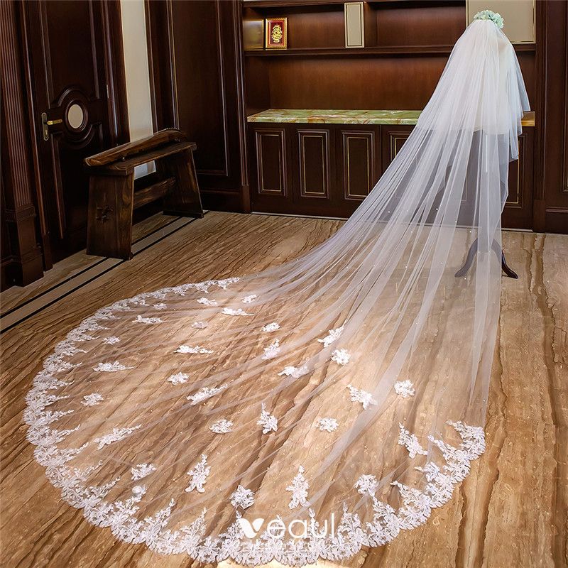 Lovely White Royal Train Wedding Tulle Lace Appliques Flower 4 m Wedding  Veils 2018