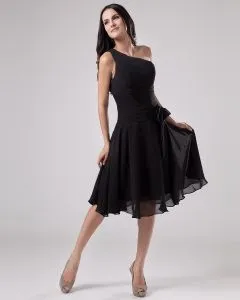 Black One Shoulder Knee Length Bridesmaid Dresses
