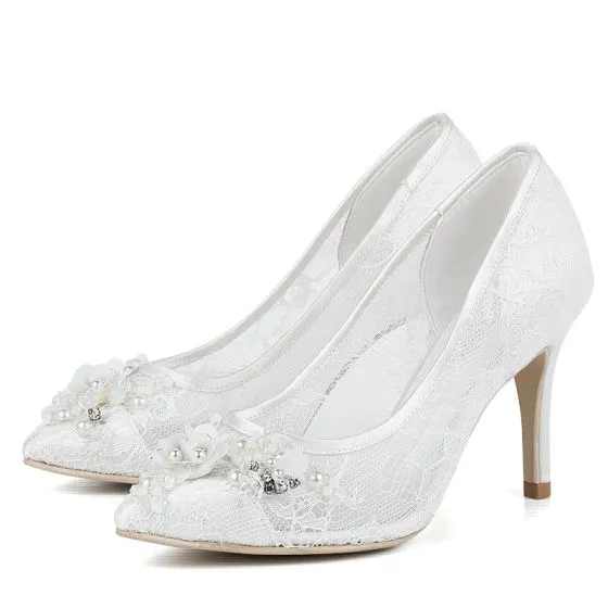 white lace bridal shoes