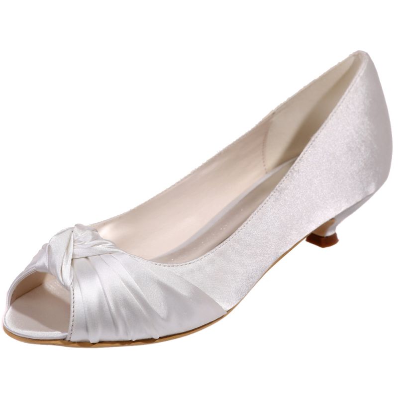 champagne bridesmaid shoes