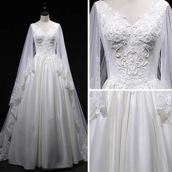 Vintage / Retro Ivory Wedding Dresses 2019 A-Line / Princess V-Neck ...