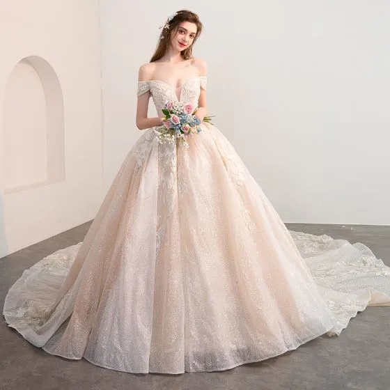 [تصویر:  luxury-gorgeous-champagne-wedding-dresse...60x560.jpg]