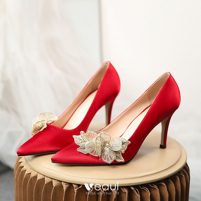 Sway Stratford på Avon Løft dig op Chinese style Satin Red Wedding Shoes 2020 Gold Appliques 8 cm Stiletto  Heels Pointed Toe Wedding Pumps