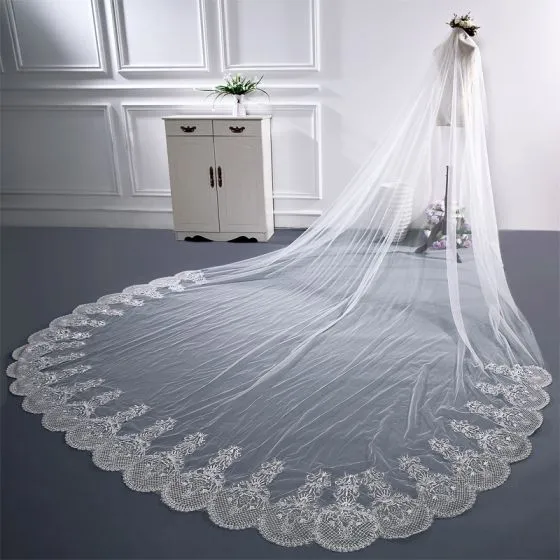 wedding veil train