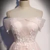Romantisch Pearl Rosa Abendkleider 2020 A Linie Off Shoulder Kurze Ärmel Applikationen Spitze Perlenstickerei Lange Rüschen Rückenfreies Festliche Kleider