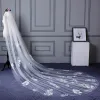 Schöne Weiß Kathedrale Schleppe Hochzeit Applikationen Blumen Tülle Brautschleier 2018