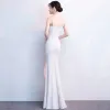 Sexy Weiß Abendkleider 2018 Mermaid Spaghettiträger Ärmellos Strass Gespaltete Front Lange Rüschen Rückenfreies Festliche Kleider
