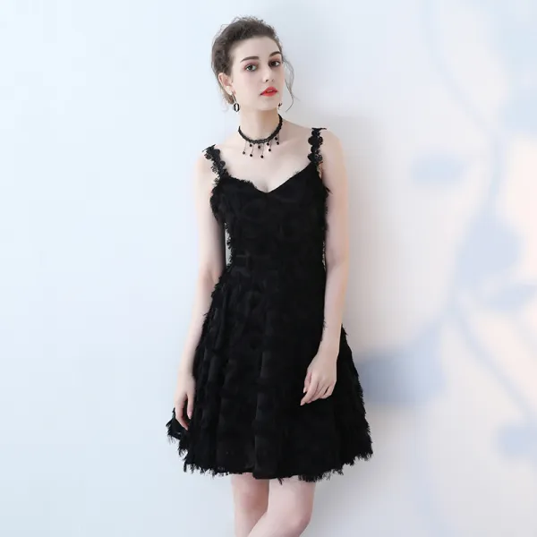 Stylowe / Modne Sukienki Wizytowe 2017 Strona Sukienka Czarne Krótkie Princessa Kutas V-Szyja Bez Rękawów Bez Pleców